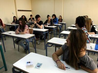 Πανελλαδικές 2014: Συνέχεια σήμερα με Μα...