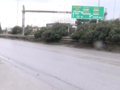 Θεσσαλονίκη: Νταλίκα εμβόλισε χαλασμένο ...