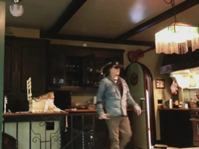 Βίντεο σοκ: Ο Τζόνι Ντεπ τύφλα στο μεθύσ...