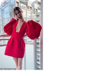 Nτέιζι Εντγκαρ Τζόουνς με Oscar de la Renta