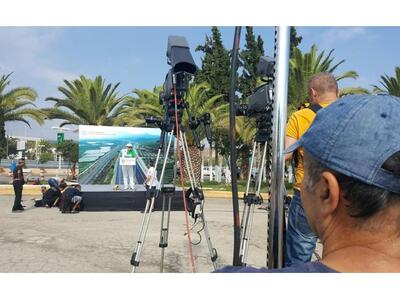 Εν αναμονή Τσίπρα για την παράδοση στην ...