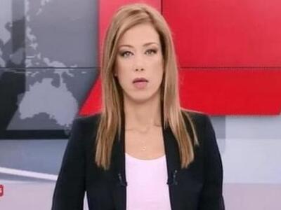 Γνωστή Ελληνίδα παρουσιάστρια ειδήσεων γ...