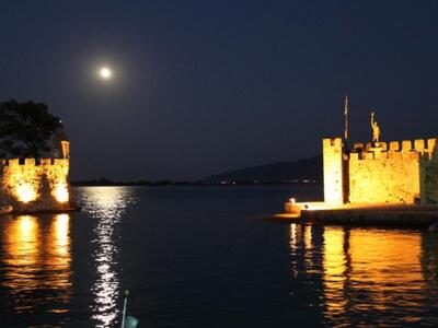 Βραδιά πανσελήνου στη Ναύπακτο-Δείτε φωτο