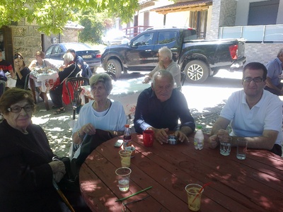 Πέρυσι το καλοκαίρι μετά την εκκλησία, τ...