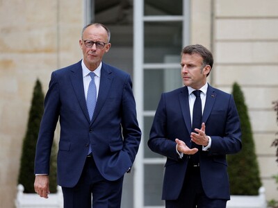 Μερτς- Μακρόν: Σαφές μήνυμα στήριξης προ...