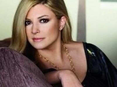 Χριστίνα Πολίτη : Οι δυο κοπέλες που διά...