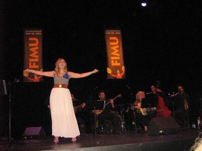 Η υψίφωνος κλασικού τραγουδιού Χριστίνα ...