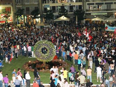 Ανεβάζουν ρυθμούς τα κόμματα ενόψει εκλο...