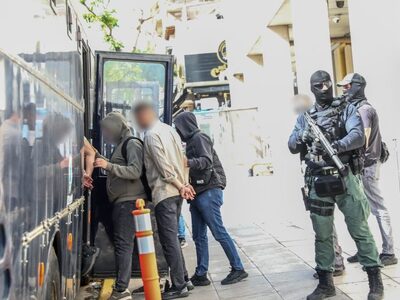 Ληστείες σε τράπεζες: Πώς δρούσε η εγκλη...