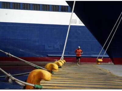 Νέα 48ωρη απεργία αποφάσισαν οι ναυτεργάτες 