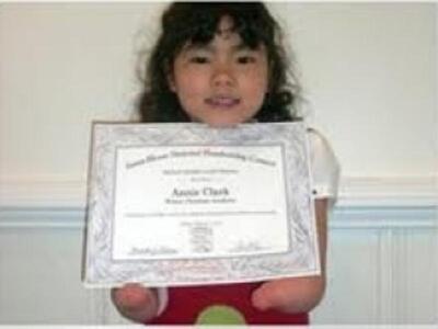 7χρονη χωρίς χέρια κέρδισε διαγωνισμό κα...