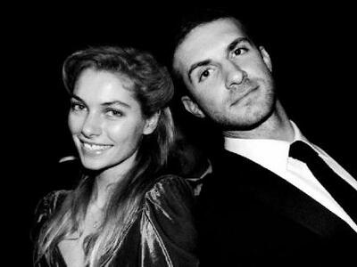 Στη Σπετσοπούλα ο γάμος Νιάρχου - Χαρτ