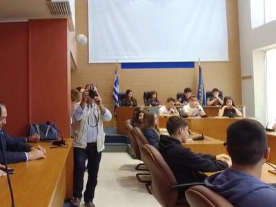 Πάτρα: Οι μαθητές μαθαίνουν την Αυτοδιοί...