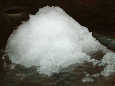 Βλέπουν νιφάδες χιονιού από Αραχωβίτικα ...