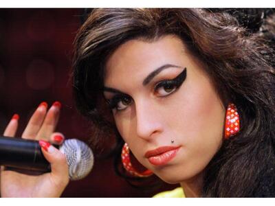 Η Amy Winehouse έρχεται στην Ελλάδα!