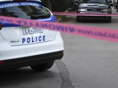 Νίκαια: Μαχαίρωσε τη γυναικά του στον λα...