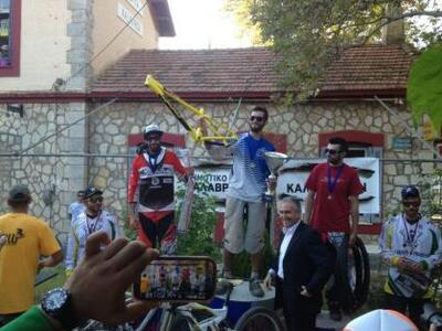 Αγώνες Λίγκας Αλεξίπτωτου Πλαγιάς και πο...