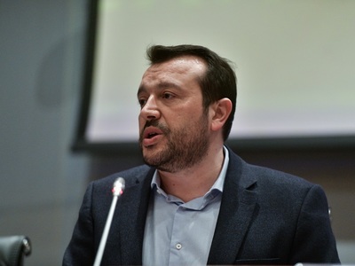 Ν. Πάππας: Η ΝΔ έχει σφιχταγκαλιάσει την...