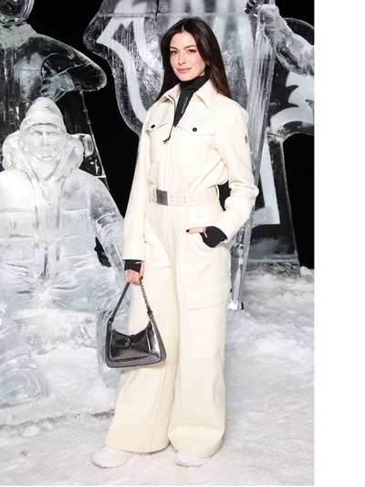 Αν Χάθαγουει