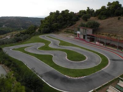 Πάτρα - Καλλιθέα: Μια πίστα για τρελές τ...