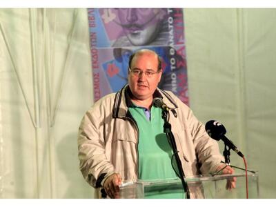 Ν. Φίλης: Φέτος δεν λείπουν  από τα σχολ...