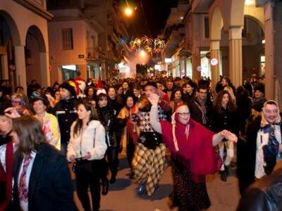 Πάτρα: Στους ρυθμούς της Τσικνοπέμπτης κ...