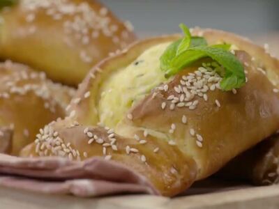 Συνταγή για κυπριακές φλαούνες με χαλούμι