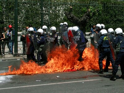 Δείτε φωτογραφίες από τα επεισόδια σε Αθ...