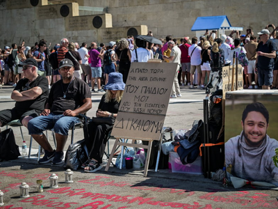 Τέμπη: Λιποθύμησε ο Αιγιώτης που κάνει α...