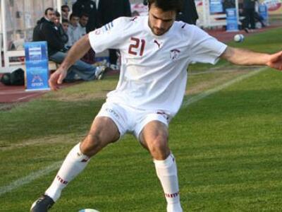 Παίκτης του Αστέρα Τρίπολης, και τυπικά,...