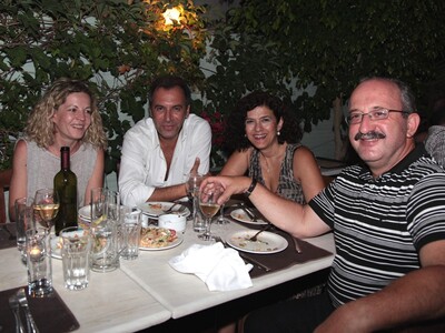 Βίκυ Πολυμεροπούλου, Αλέξης Σκαρμέας, Πε...