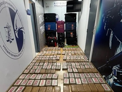 Θεσσαλονίκη: Κοκαΐνη αξίας 5,5 εκατ. ευρ...