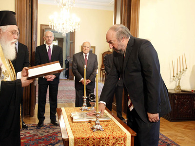 Ορκίστηκε ο νέος υφυπουργός Πολιτισμού &...