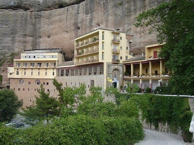 Δήμαρχος Καλαβρύτων: Τίποτα και κανείς δ...