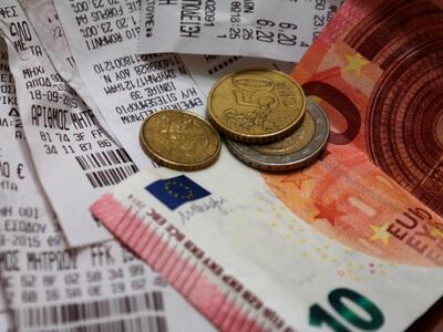 Επιστροφή φόρου σε 99.905 φορολογούμενου...