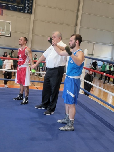 Ο Γιάννης Αντωνόπουλος