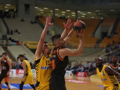 Λεωνίδας Κασελάκης: «Επικίνδυνο το παιχν...