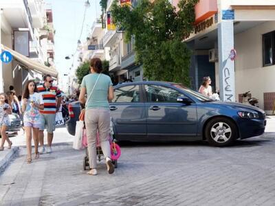 Πάτρα: Σάββατο μεσημέρι στον πεζόδρομο τ...