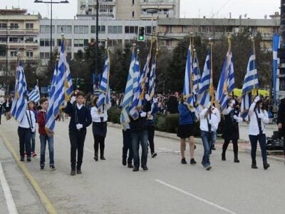 Κορωνοϊός-Μέτσοβο: Ματαιώνεται η παρέλασ...