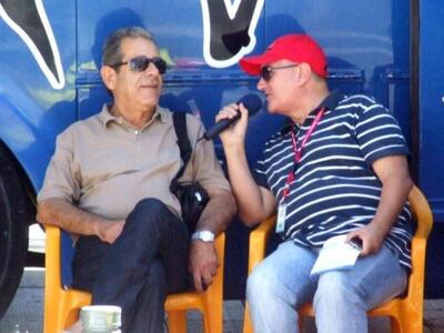 Ο Γιώργος Κοντογιάννης παίρνει συνέντευξ...