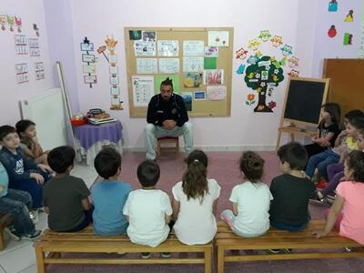 Σε νηπιαγωγείο του Αιγίου οι ποδοσφαιρισ...