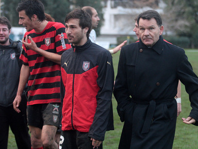 "Δεν πουλάω τις μετοχές μου" λ...