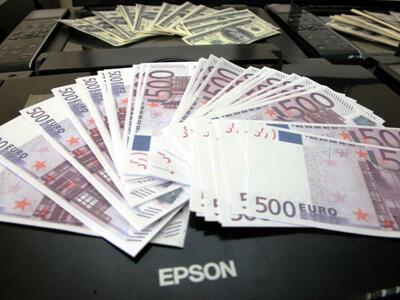 Πλαστά χαρτονομίσματα 13 εκατομμυρίων ευ...