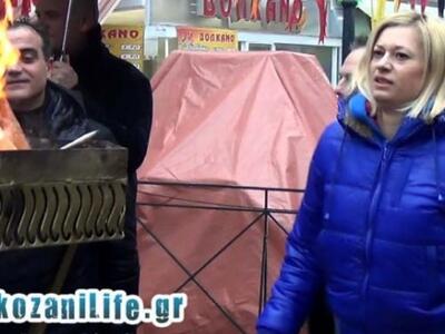 Η Ραχήλ Μακρή ξεφαντώνει Καρναβαλικά-ΒΙΝΤΕΟ