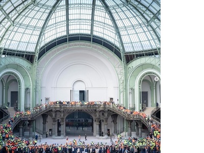 Αναμνηστική φωτογραφία που σηματοδότησε ...