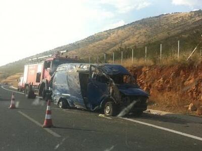 Του έσκασε το λάστιχο κι έχασε τον έλεγχ...