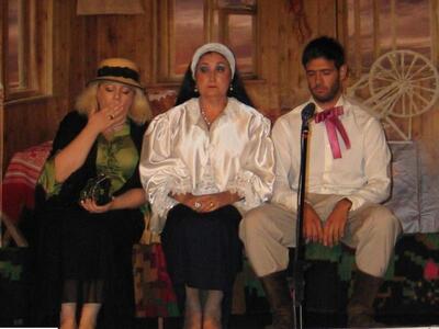 «Βότκα Μολότωφ» στο θέατρο «Αγορά»