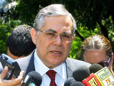 Συνάντηση Παπαδήμου - Γκρούεφσκι στις Βρυξέλλες