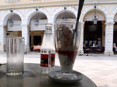 Πάτρα: «Αντάρτικο» από τους καταστηματάρ...