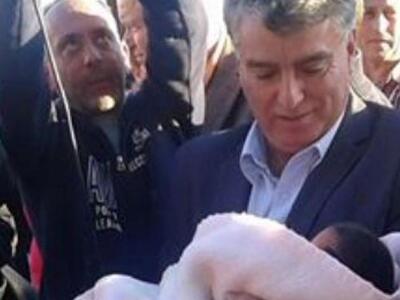 Ο Σύριος Δήμαρχος Κυλλήνης, Ναμπίλ Μοράν...